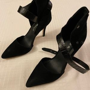 New! Open Box, Never Worn SKIN Orchard Black Stilletto Pumps Size 36